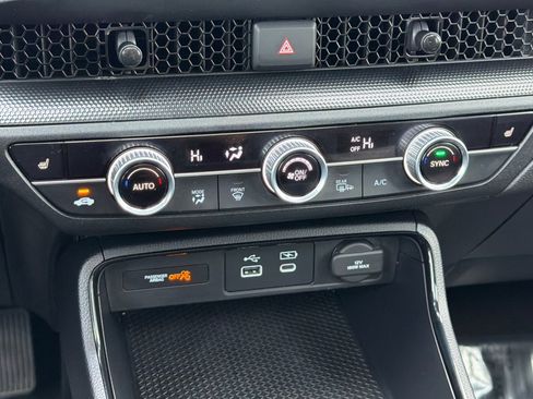 Certified 2024 Honda CR-V EX image 20