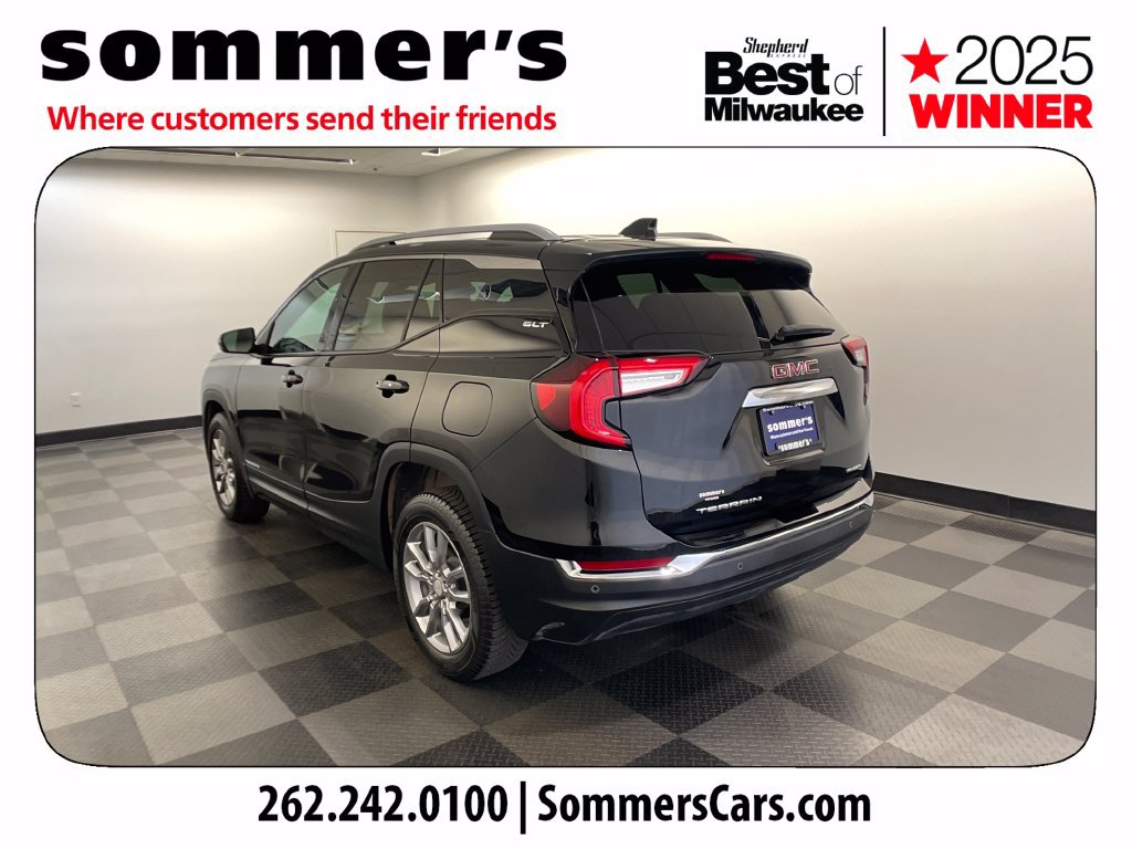 Used 2024 GMC Terrain SLT w/ Tech Package AWD/4WD image 3