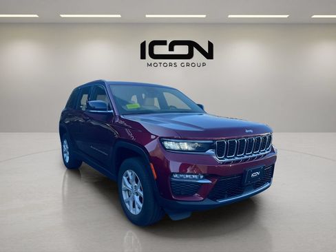 Used 2023 Jeep Grand Cherokee Limited w/ Luxury Tech Group II RWD image 7