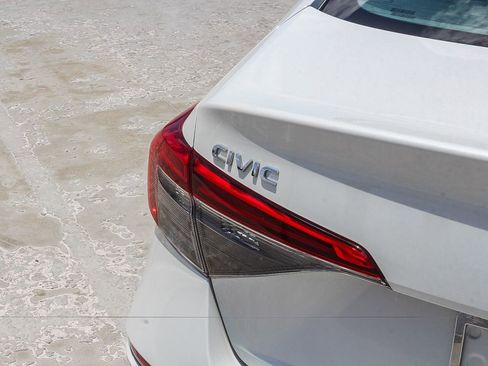 Certified 2024 Honda Civic LX image 7