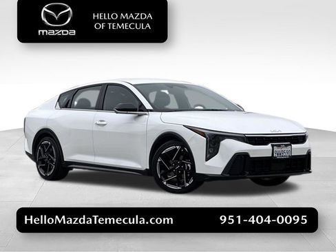 Used 2025 Kia K4 GT-Line FWD image 1