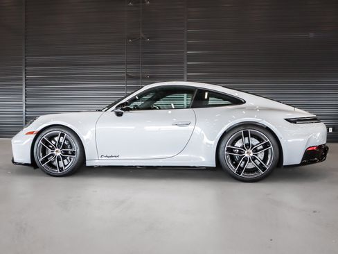 Certified 2026 Porsche 911 GTS image 2