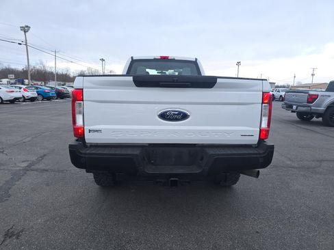 Used 2018 Ford F350 XL image 7