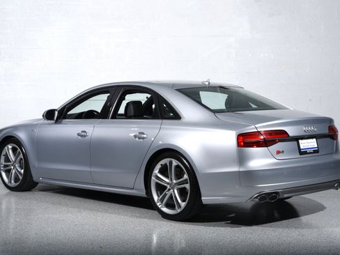 Used 2015 Audi S8 AWD/4WD image 14