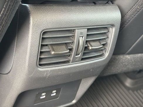 Used 2025 Nissan Rogue SV image 23