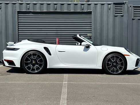 Certified 2025 Porsche 911 Turbo AWD/4WD image 9