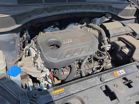 Used 2017 Hyundai Santa Fe Sport 2.0T FWD image 17