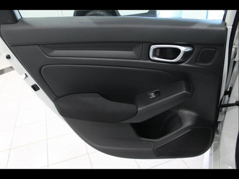 Certified 2025 Honda Civic Sport image 18