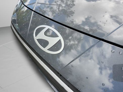 New 2026 Hyundai Elantra SE FWD image 22
