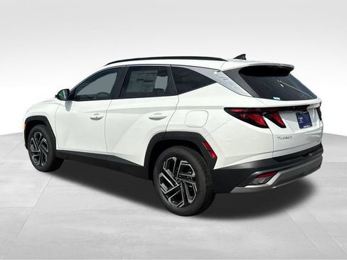 New 2026 Hyundai Tucson SEL Plus FWD image 3