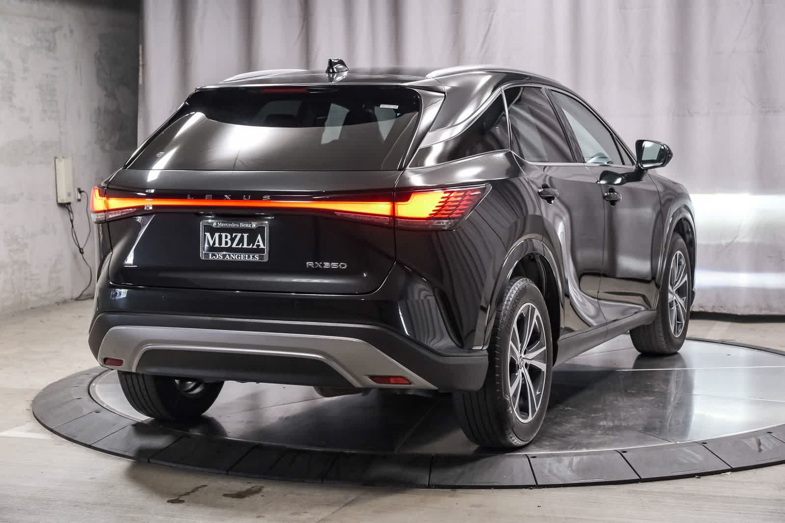 Used 2024 Lexus RX 350 Premium w/ Cold Area Package FWD image 4