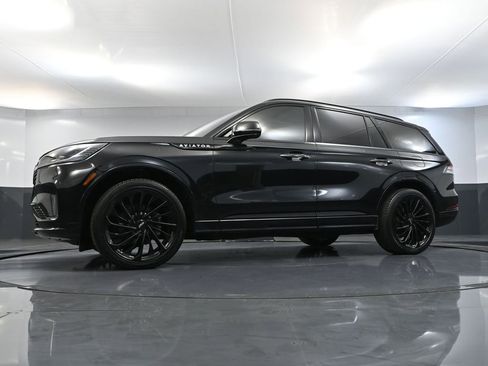 Used 2025 Lincoln Aviator Reserve w/ Jet Appearance Package image 62