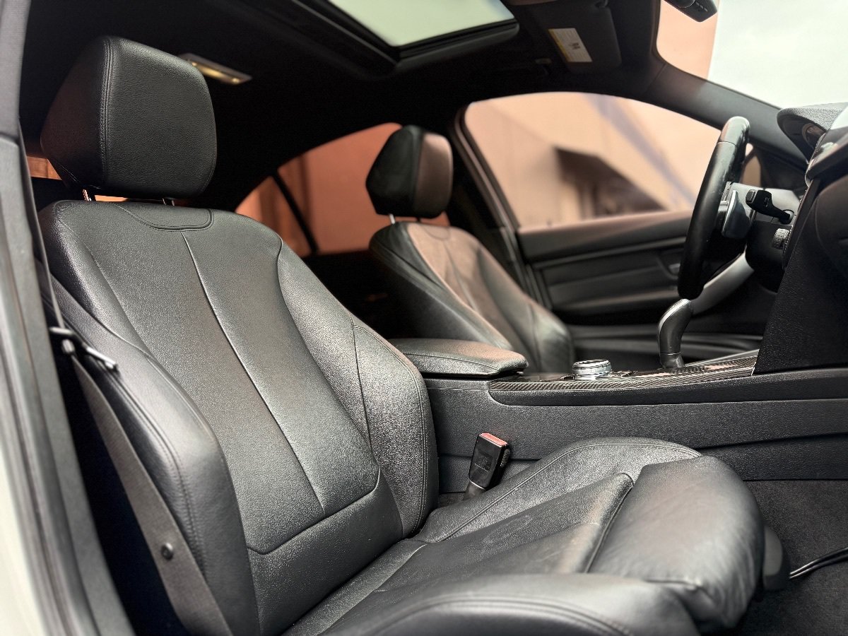 Used 2014 BMW 335i Sedan RWD image 14
