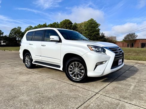 Used 2014 Lexus GX 460 image 50
