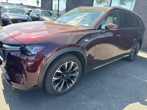 Used 2025 MAZDA CX-90 Plug-In Hybrid w/ Premium Plus AWD/4WD image 2