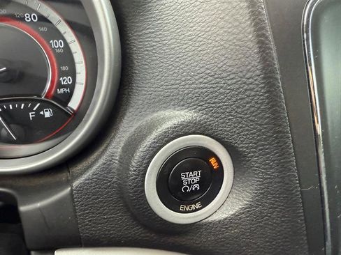 Used 2013 Dodge Journey SE FWD image 32