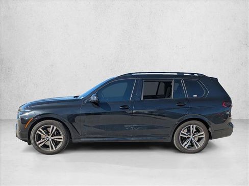 Used 2026 BMW X7 M60i w/ Executive Package image 8