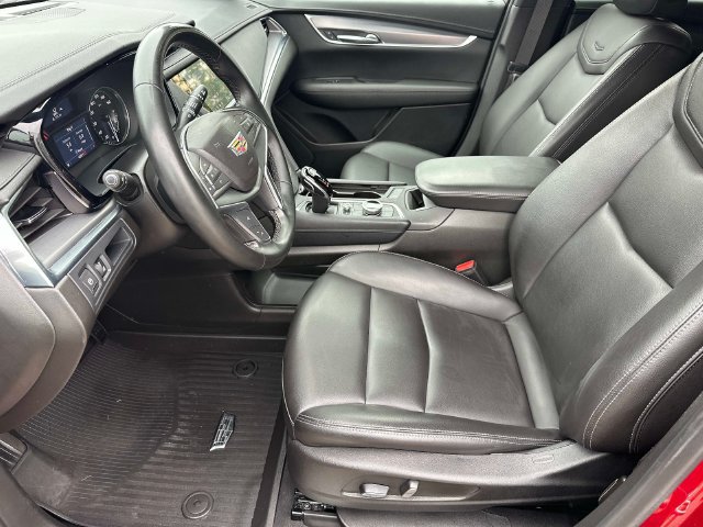 Used 2024 Cadillac XT5 Luxury FWD image 18