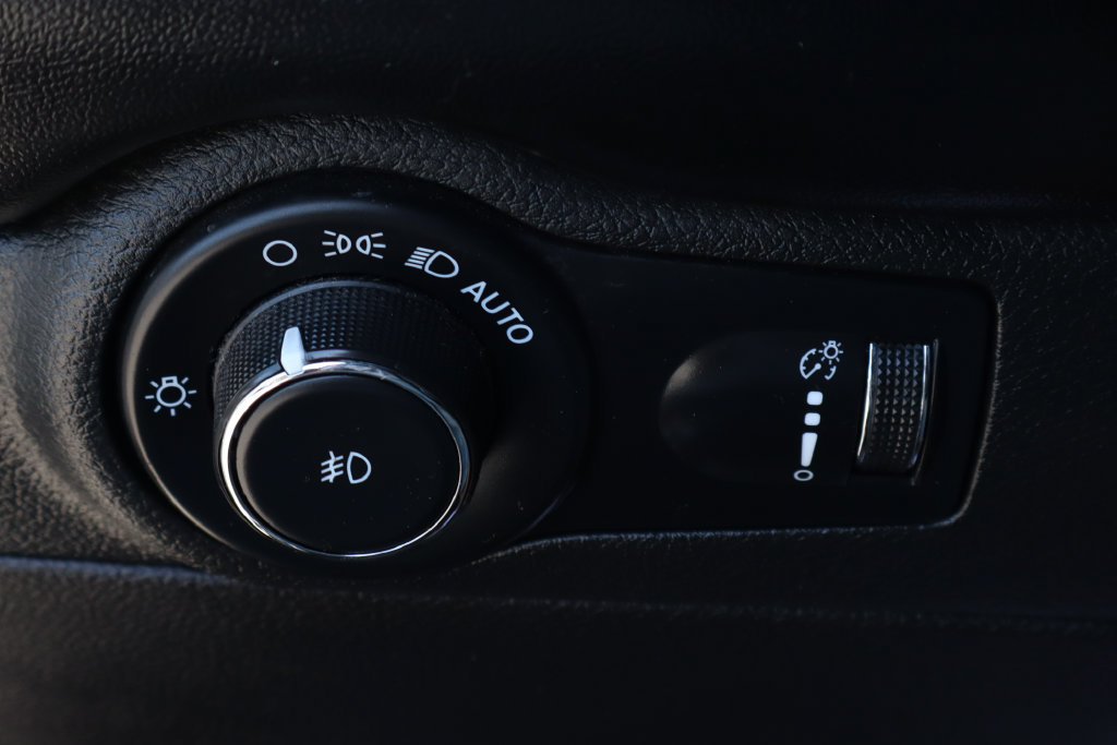Used 2023 Dodge Durango R/T AWD/4WD image 23