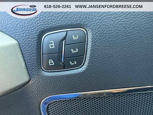 Used 2022 Ford F350 Lariat w/ Chrome Package AWD/4WD image 30
