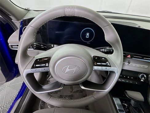 Certified 2024 Hyundai Elantra SEL w/ Convenience Package image 22