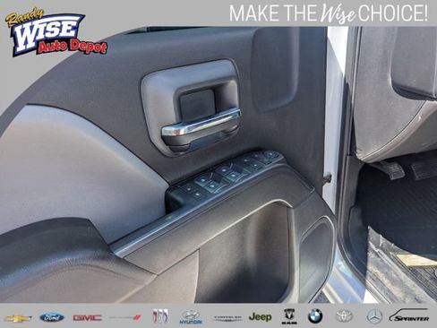 Used 2018 Chevrolet Silverado 1500 Custom w/ Custom Value Package AWD/4WD image 11