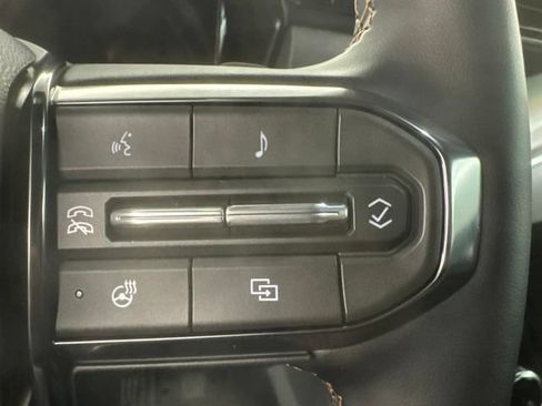Used 2026 GMC Terrain AT4 w/ Convenience Package III AWD/4WD image 21