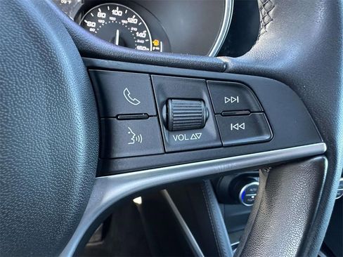 Used 2019 Alfa Romeo Stelvio Ti image 33