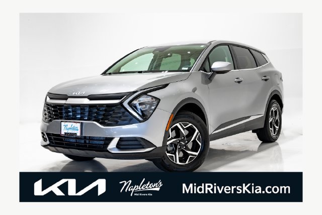 Used 2023 Kia Sportage LX AWD/4WD image 1