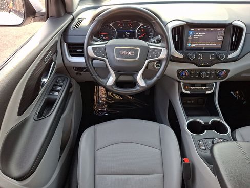 Certified 2022 GMC Terrain SLT AWD/4WD image 12