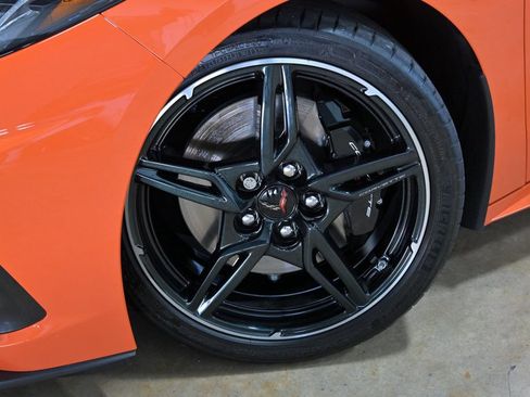 Used 2021 Chevrolet Corvette Stingray Preferred Conv w/ Z51 Performance Package RWD image 7