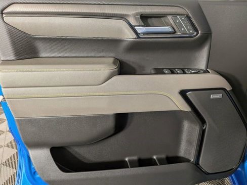 Certified 2023 Chevrolet Silverado 1500 ZR2 w/ Technology Package image 18