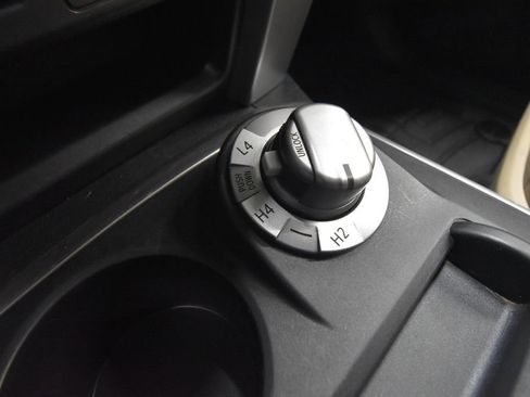 Used 2018 Toyota 4Runner SR5 Premium image 18