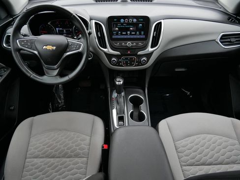 Used 2018 Chevrolet Equinox LT w/ Sun & Infotainment Package AWD/4WD image 13