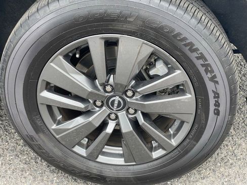 Certified 2025 Nissan Pathfinder SV w/ Cargo Package AWD/4WD image 27