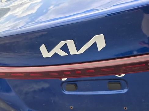 Used 2024 Kia Forte LXS w/ LXS Technology Package FWD image 19