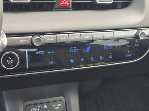 New 2025 Hyundai Ioniq 5 SEL image 24