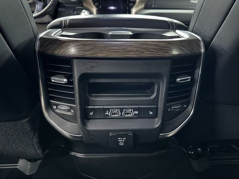 Used 2019 RAM 2500 Laramie AWD/4WD image 29