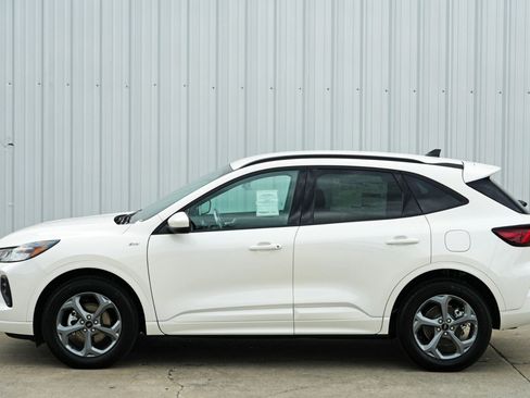 Used 2024 Ford Escape ST-Line Select image 45