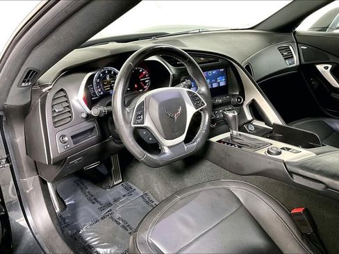 Used 2017 Chevrolet Corvette Stingray Coupe w/ 1LT image 11