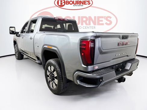 Used 2024 GMC Sierra 2500 Denali w/ Denali Reserve Package AWD/4WD image 10