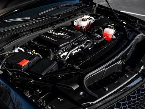 Used 2025 Cadillac Escalade V image 10