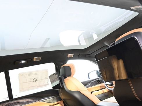 New 2025 Cadillac Escalade IQ Luxury 2 AWD/4WD image 17