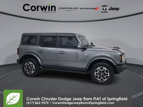 Used 2024 Ford Bronco Outer Banks AWD/4WD image 1