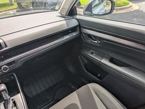 Used 2025 Honda CR-V EX image 16
