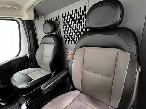 Used 2023 RAM ProMaster 3500 FWD image 13