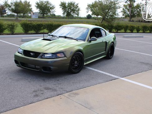 Used 2003 Ford Mustang Mach 1 image 2
