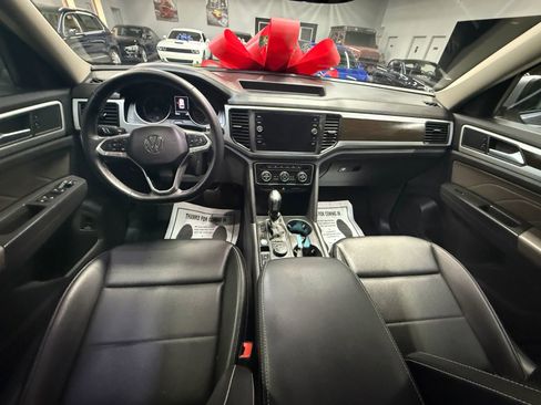 Used 2021 Volkswagen Atlas SE image 28