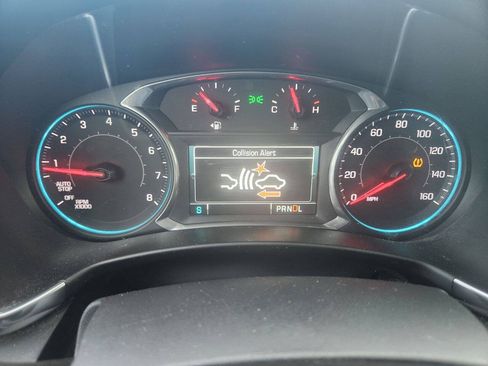 Used 2018 Chevrolet Equinox Premier AWD/4WD image 15