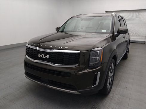 Used 2022 Kia Telluride EX w/ EX Premium Package FWD image 15
